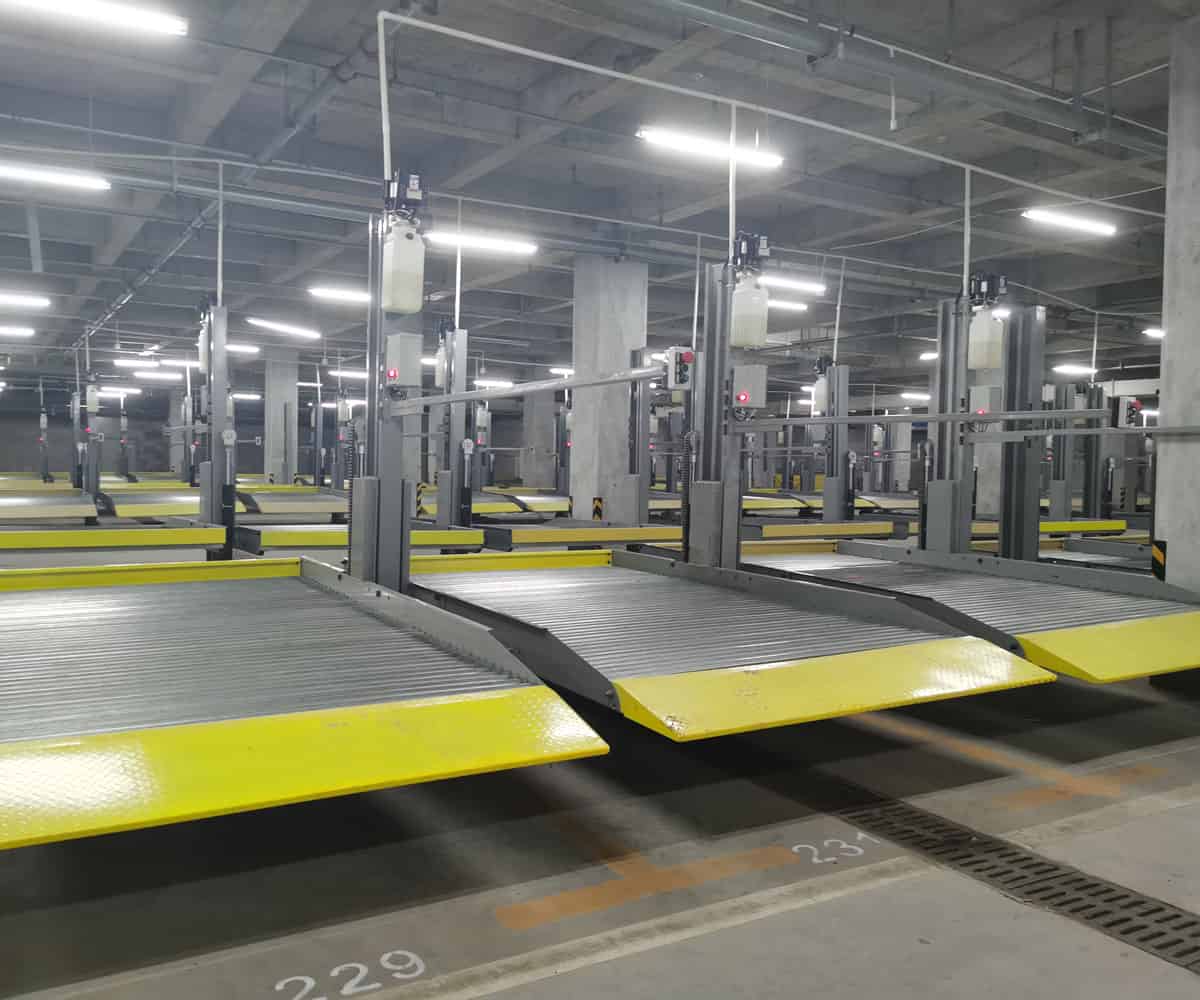 西區(qū)兩柱升降式機(jī)械停車(chē)場(chǎng)長(zhǎng)租